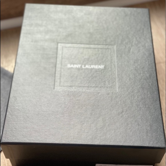 Saint Laurent- William shearling lined boots - Picture 8 of 11